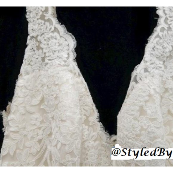 Ivory & Light Gold Dennis Basso Gown Designed for Kleinfeld - Picture 4 of 17